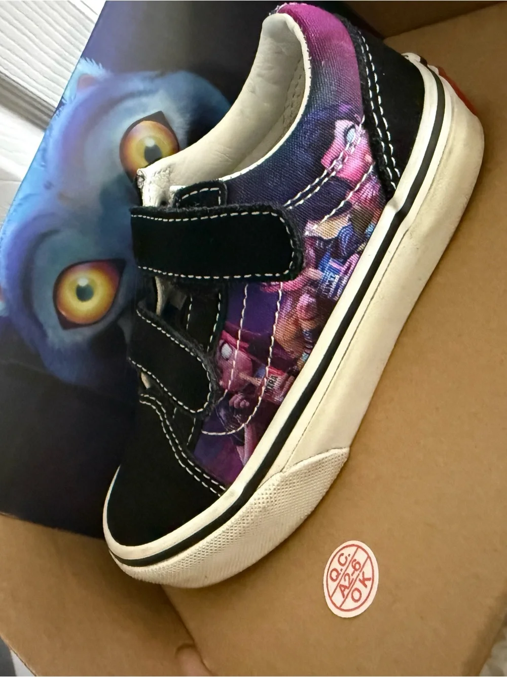 Vans demon hunters